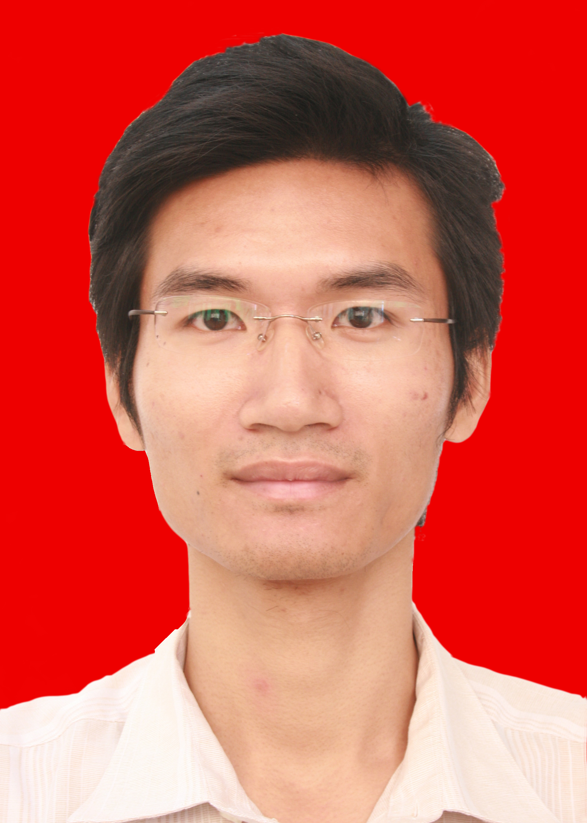 黄子英 助理研究员.jpg